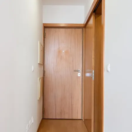 Apartman Bright Quiet Flats W/ Terrace *