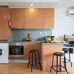 Bright Quiet Flats W/ Terrace Appartement
