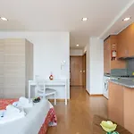 Bright Quiet Flats W/ Terrace * Porto