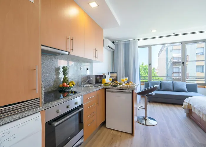 Appartamento Bright Quiet Flats W/ Terrace Oporto