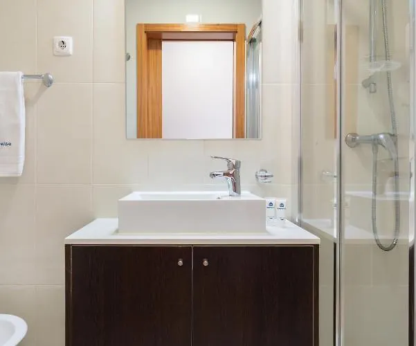 Apartamento Bright Quiet Flats W/ Terrace